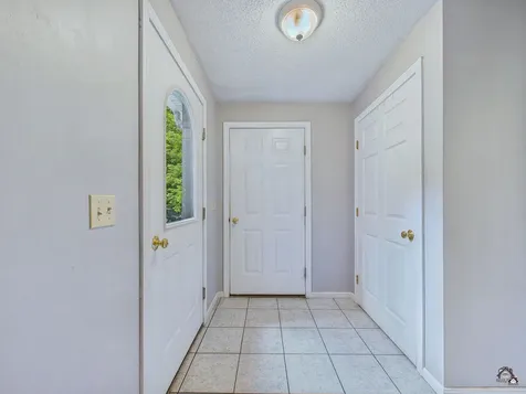 27 Hardwood Circle Belgrade ME 04917