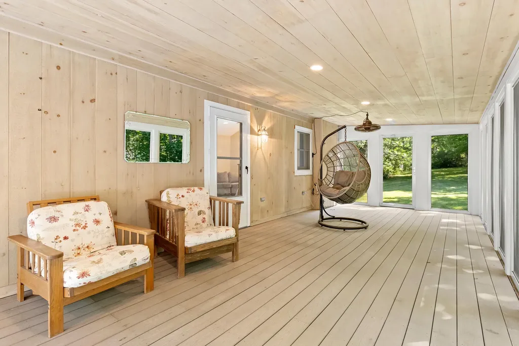 1473 Eastern Road Warren ME 04864