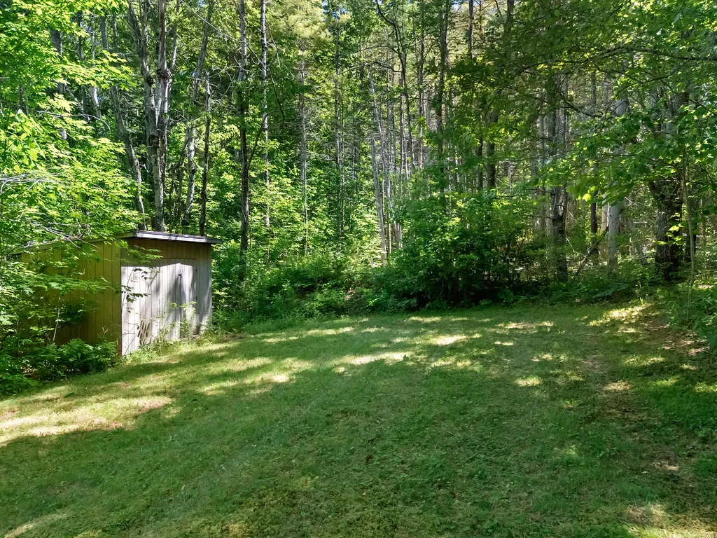 1473 Eastern Road Warren ME 04864