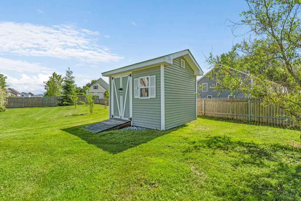 174 Rolling Meadow Drive Bangor ME 04401