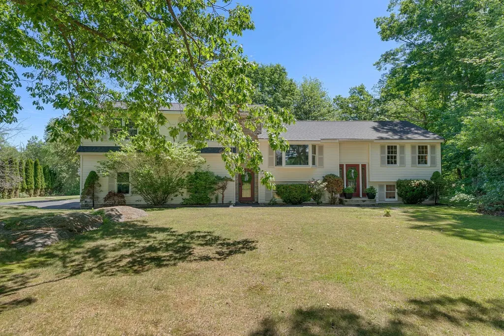 836 Old Post Road Arundel ME 04046