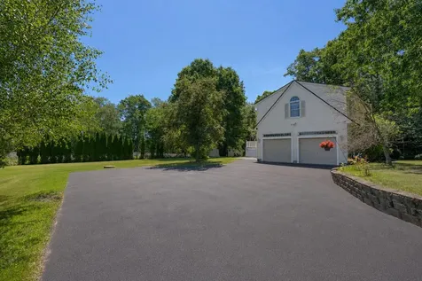 836 Old Post Road Arundel ME 04046