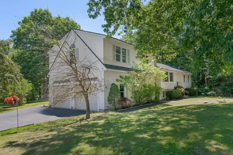 836 Old Post Road Arundel ME 04046