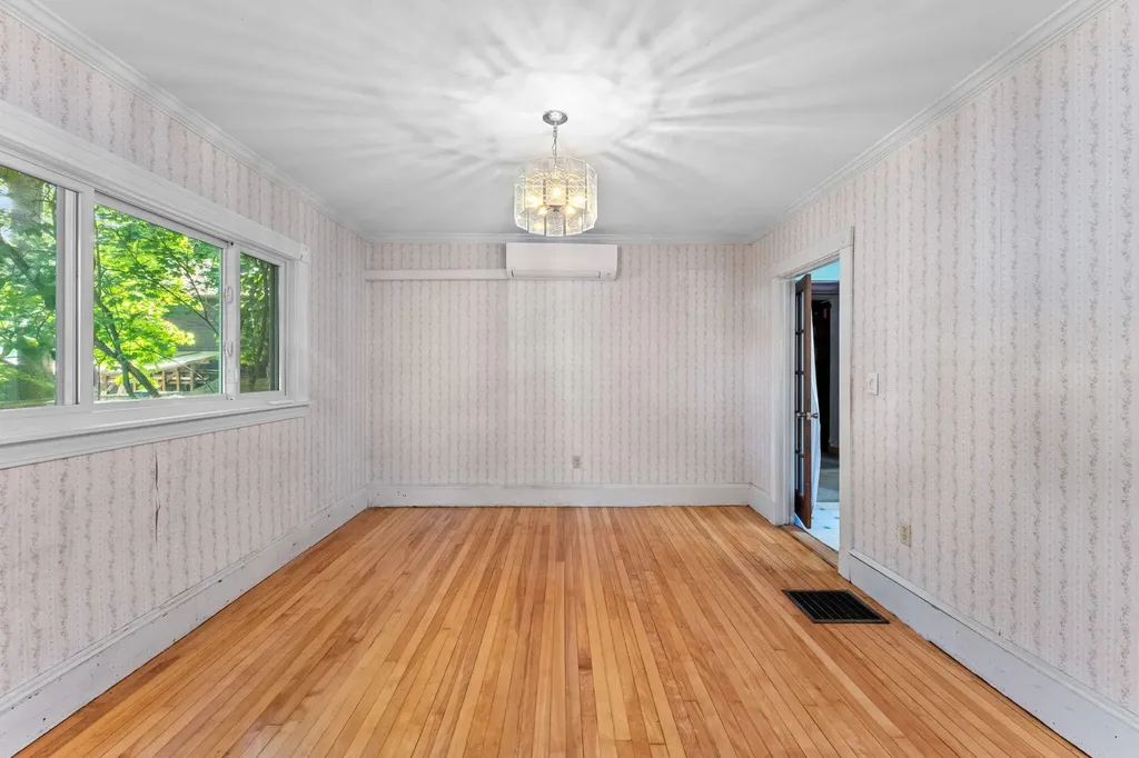 202 Norfolk Street Bangor ME 04401