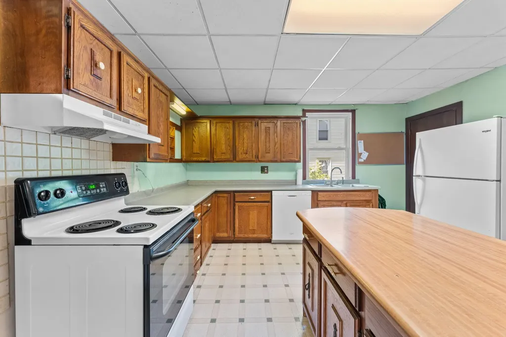 202 Norfolk Street Bangor ME 04401
