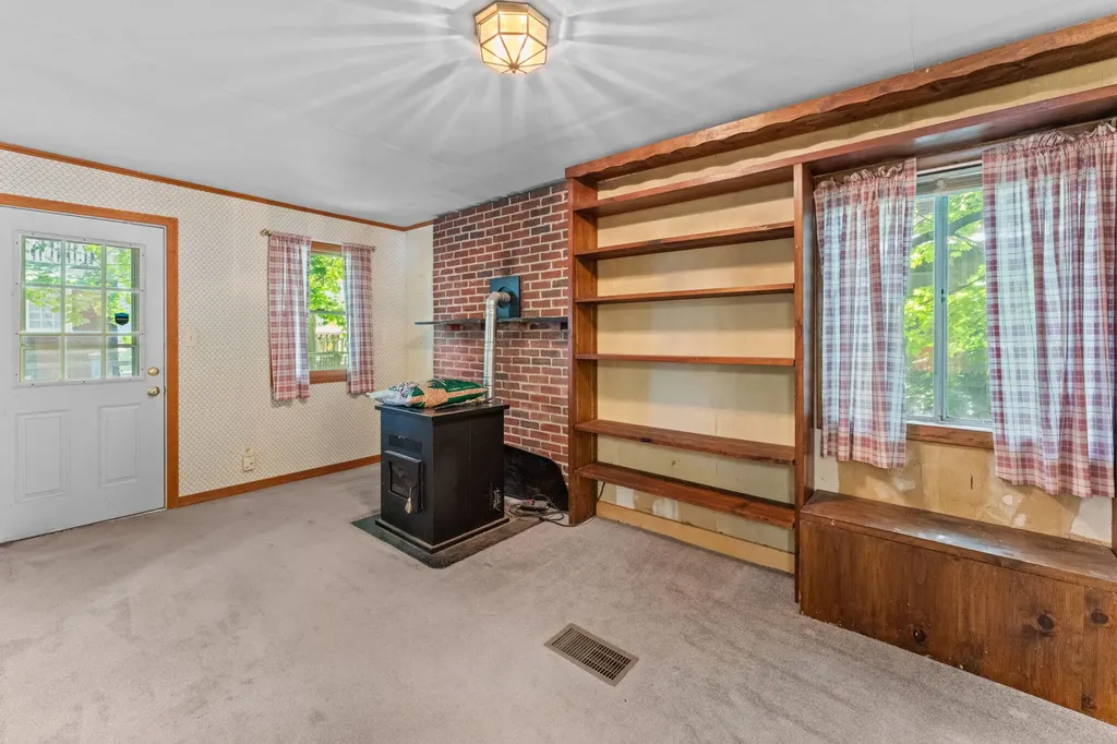 202 Norfolk Street Bangor ME 04401