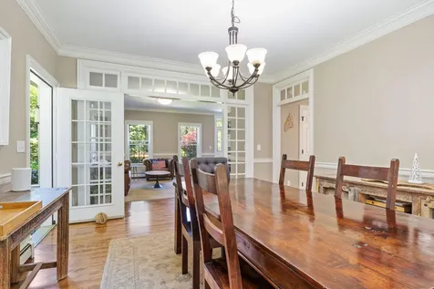 6 Thurston Lane Falmouth ME 04105