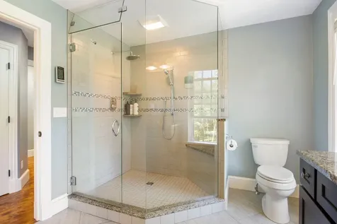 6 Thurston Lane Falmouth ME 04105
