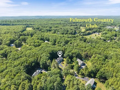 6 Thurston Lane Falmouth ME 04105