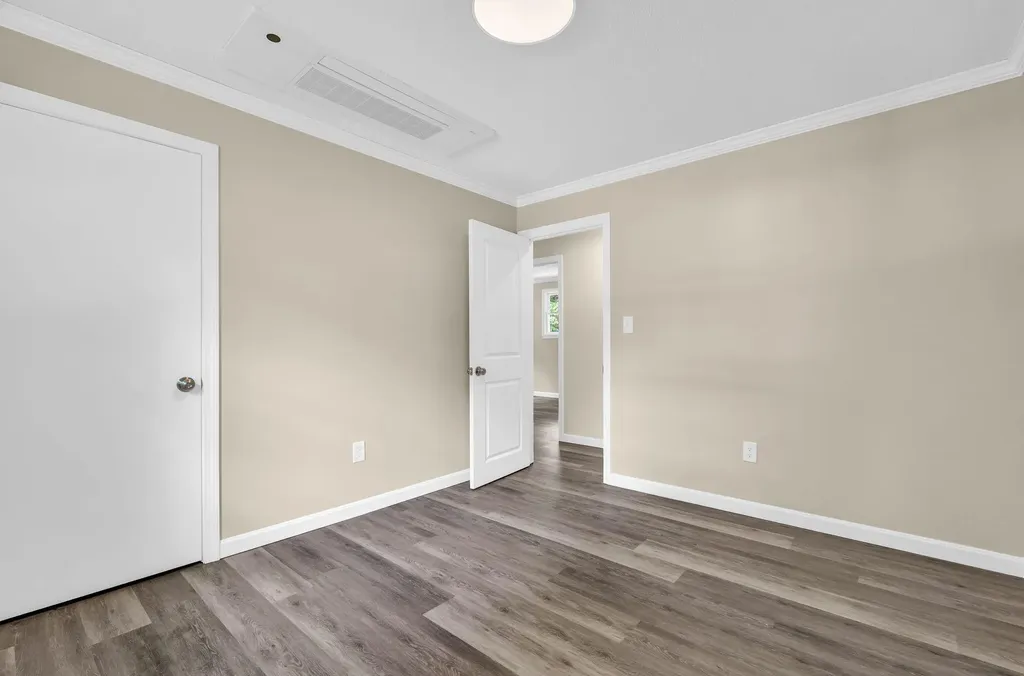 12 Norway Drive Chelsea ME 04330