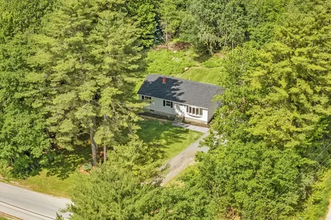 12 Norway Drive Chelsea ME 04330