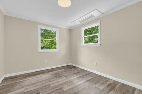 12 Norway Drive Chelsea ME 04330