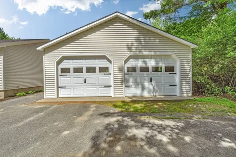 12 Norway Drive Chelsea ME 04330