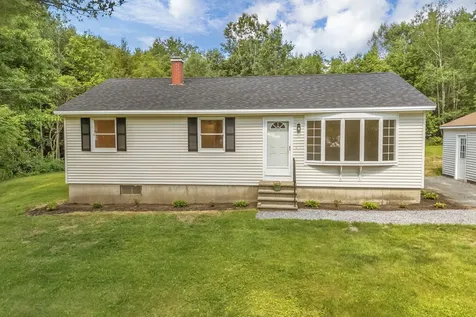 12 Norway Drive Chelsea ME 04330