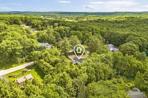 12 Norway Drive Chelsea ME 04330