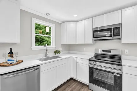 12 Norway Drive Chelsea ME 04330