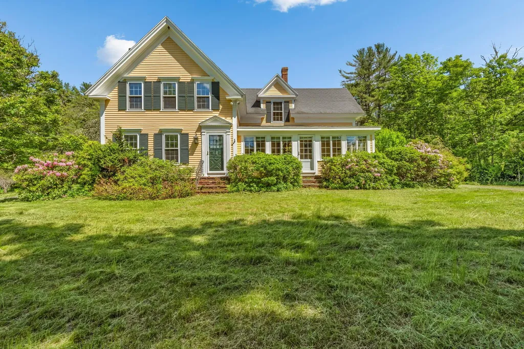 390 State Route 129 South Bristol ME 04573