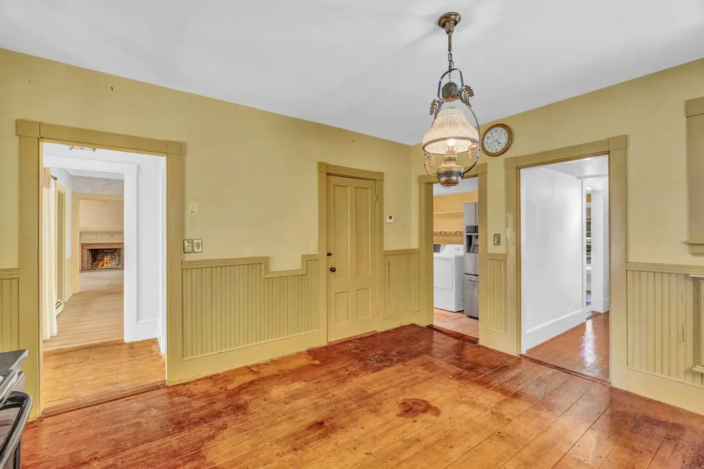 390 State Route 129 South Bristol ME 04573