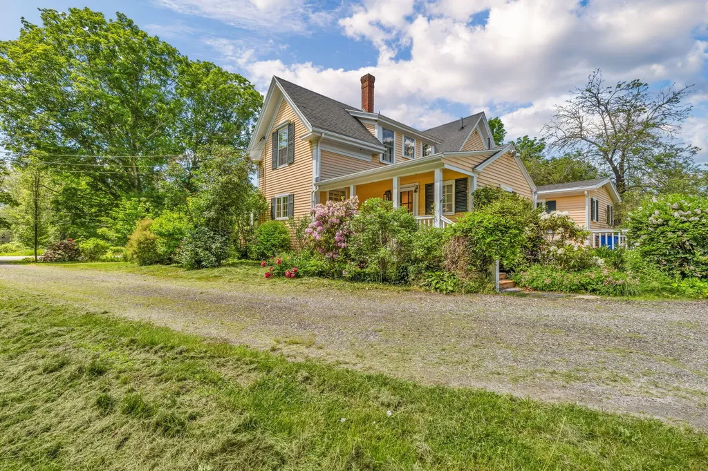 390 State Route 129 South Bristol ME 04573
