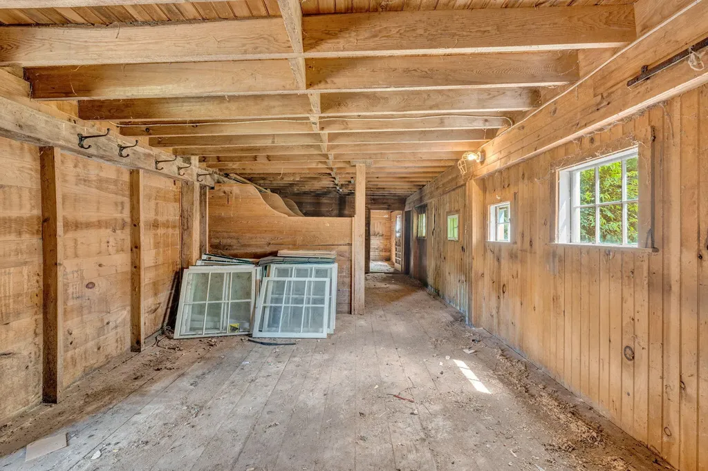 390 State Route 129 South Bristol ME 04573