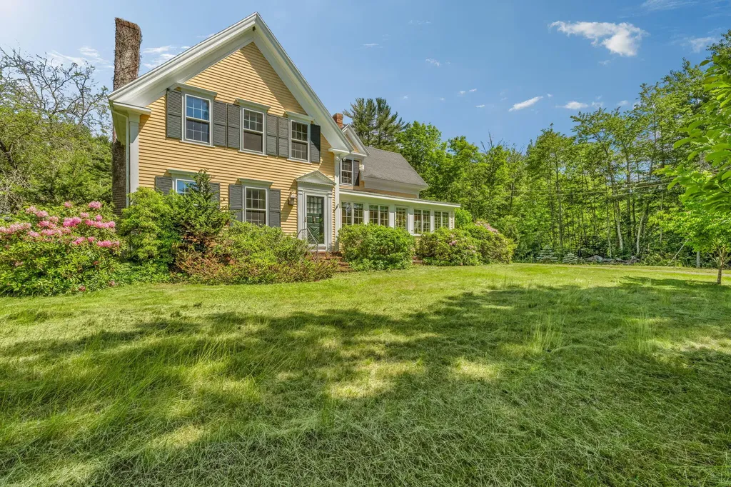 390 State Route 129 South Bristol ME 04573