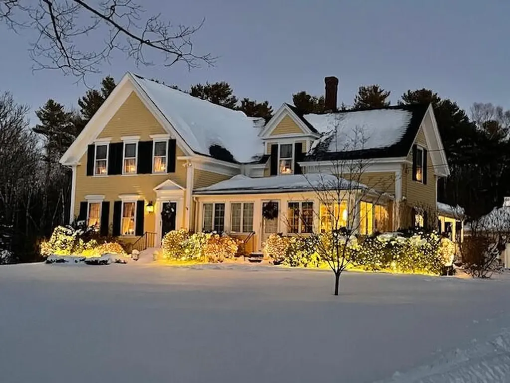 390 State Route 129 South Bristol ME 04573
