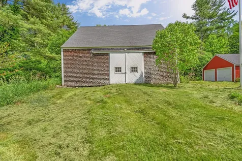 390 State Route 129 South Bristol ME 04573