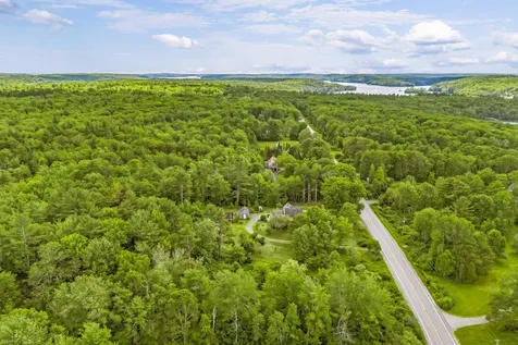 390 State Route 129 South Bristol ME 04573