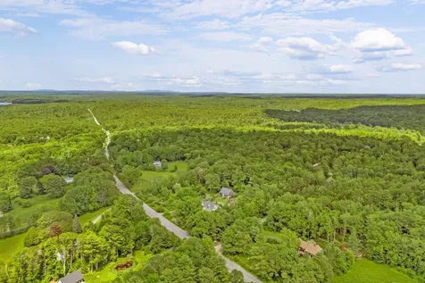 390 State Route 129 South Bristol ME 04573