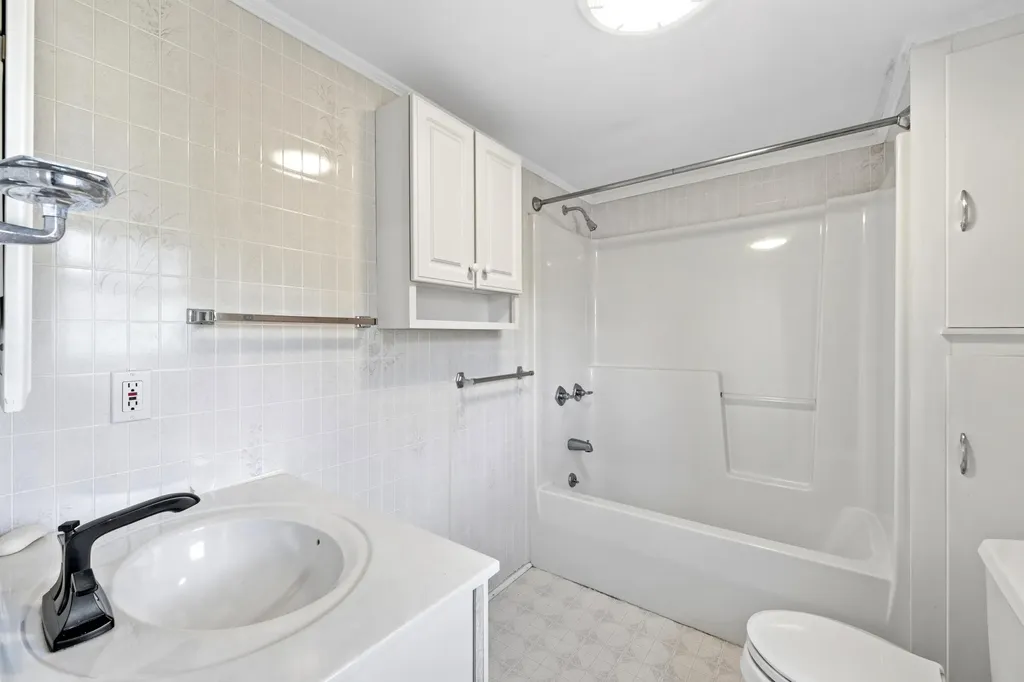 8 Court Street Rockland ME 04841