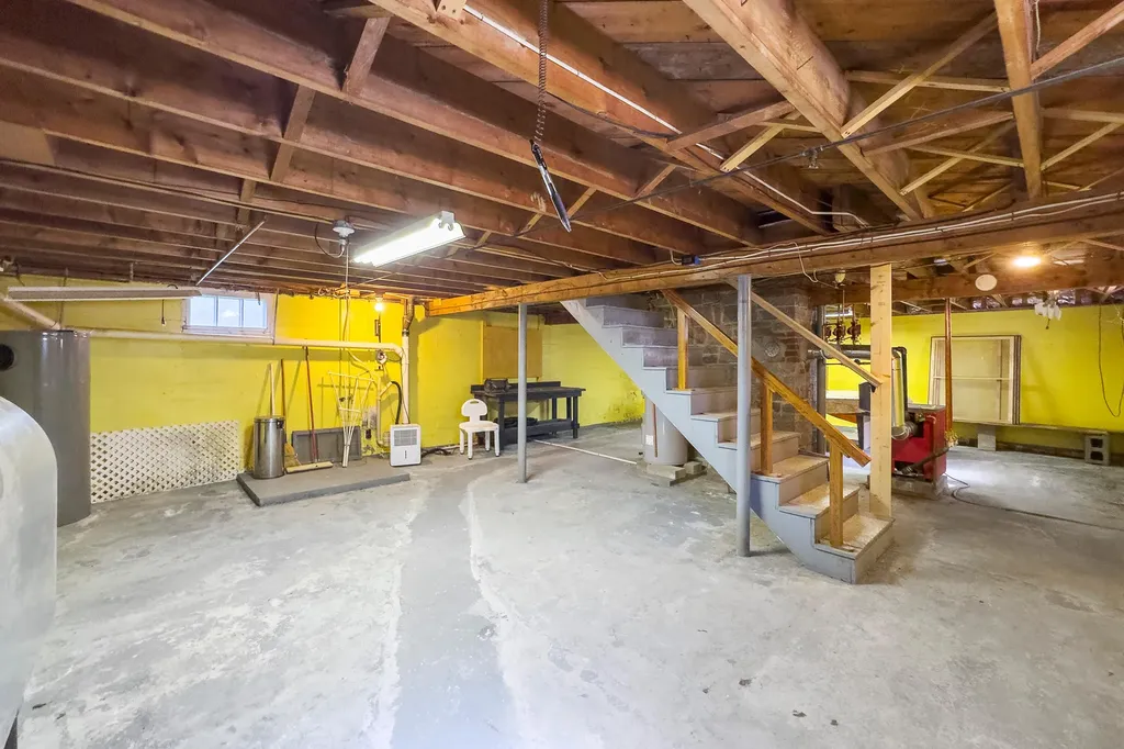 8 Court Street Rockland ME 04841