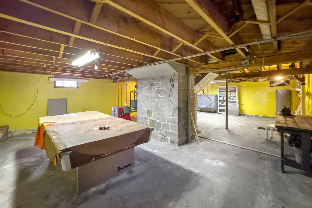 8 Court Street Rockland ME 04841