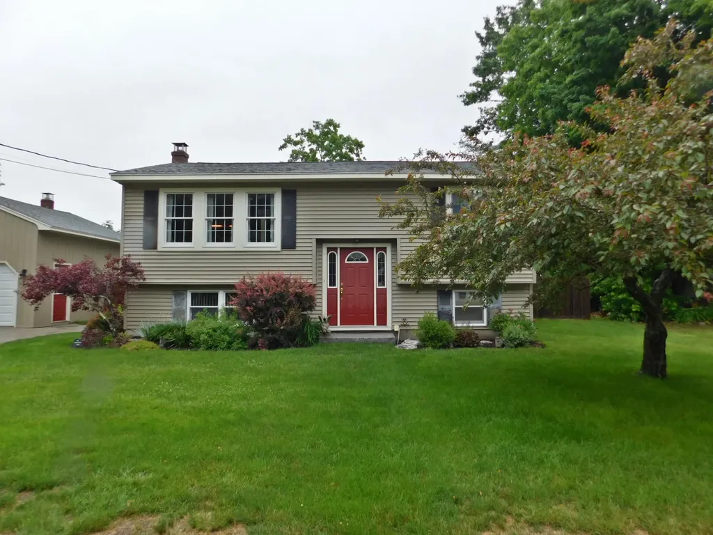 3 Spiro Avenue Gray ME 04039