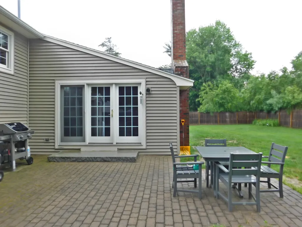 3 Spiro Avenue Gray ME 04039