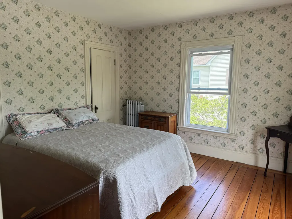 24 Central Avenue Portland ME 04108
