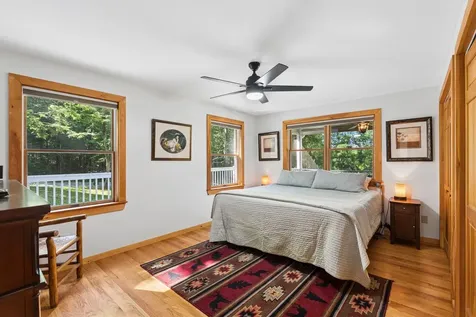 29 Beach Road Naples ME 04055