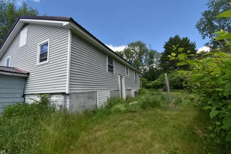 975 Beans Corner Road Hartland ME 04943