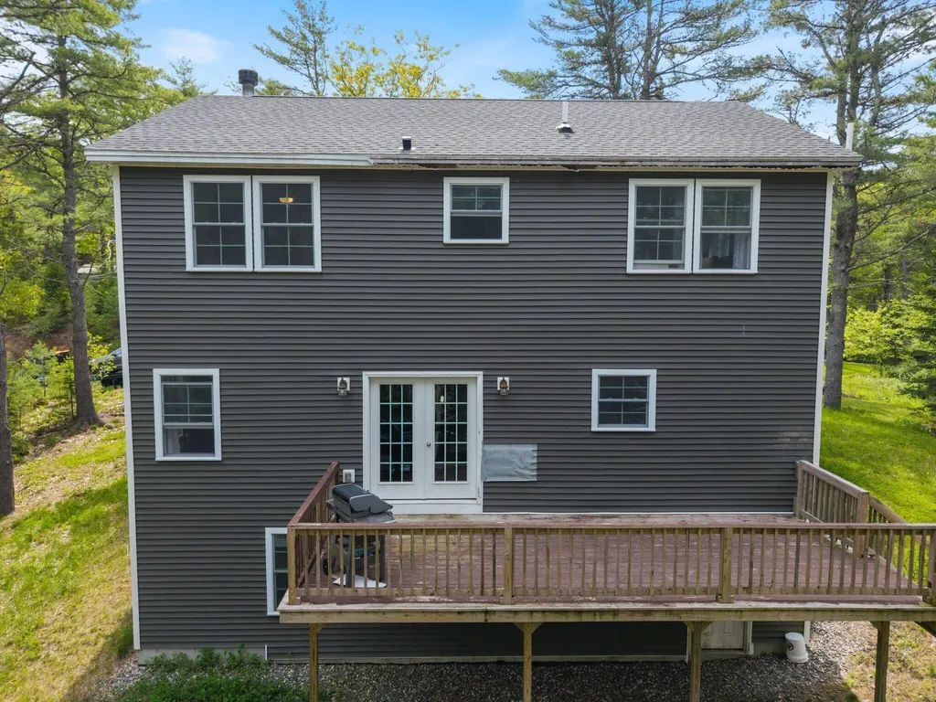 21 River Point Road Wiscasset ME 04578