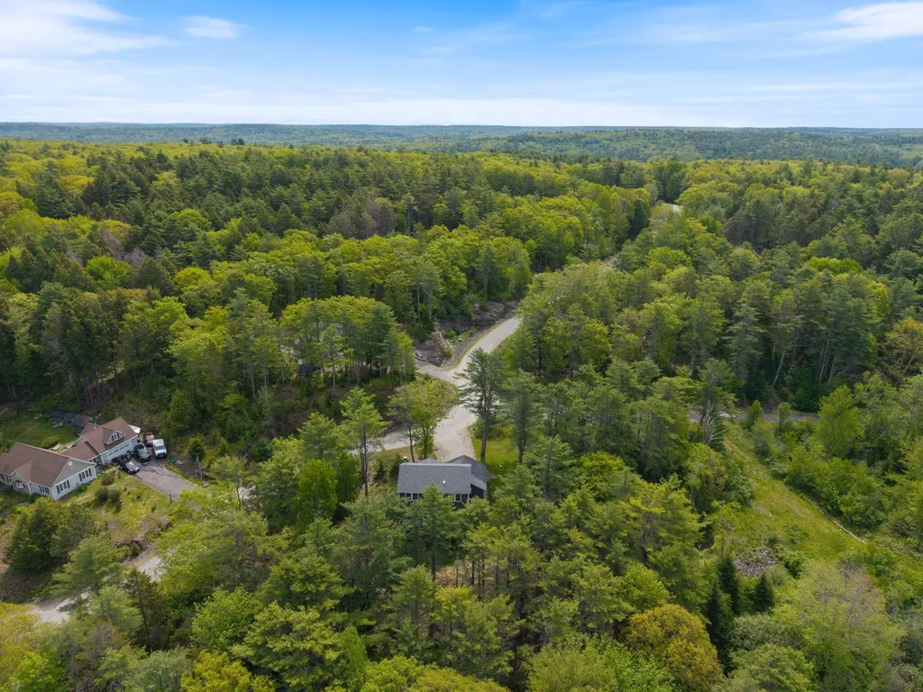 21 River Point Road Wiscasset ME 04578