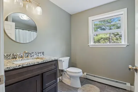 21 River Point Road Wiscasset ME 04578