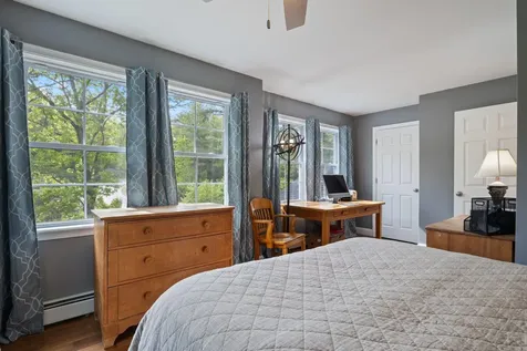 21 River Point Road Wiscasset ME 04578