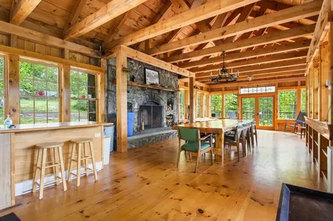 21 River Point Road Wiscasset ME 04578