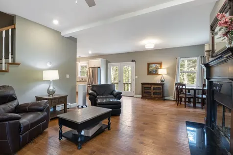 21 River Point Road Wiscasset ME 04578