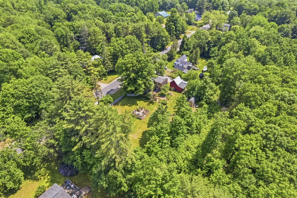61 River Road Dresden ME 04342