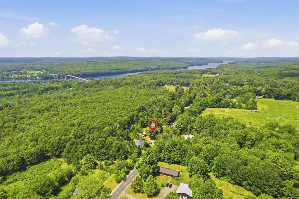 61 River Road Dresden ME 04342