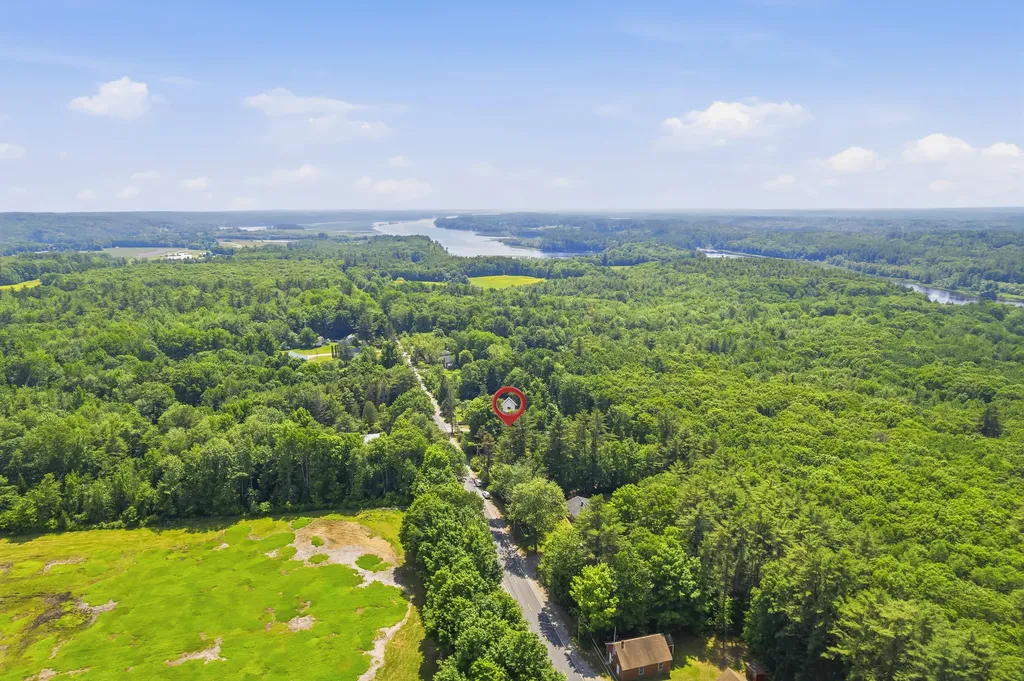 61 River Road Dresden ME 04342