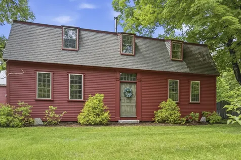61 River Road Dresden ME 04342