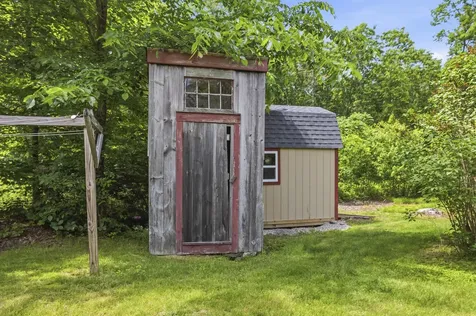 61 River Road Dresden ME 04342