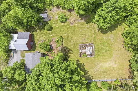 61 River Road Dresden ME 04342