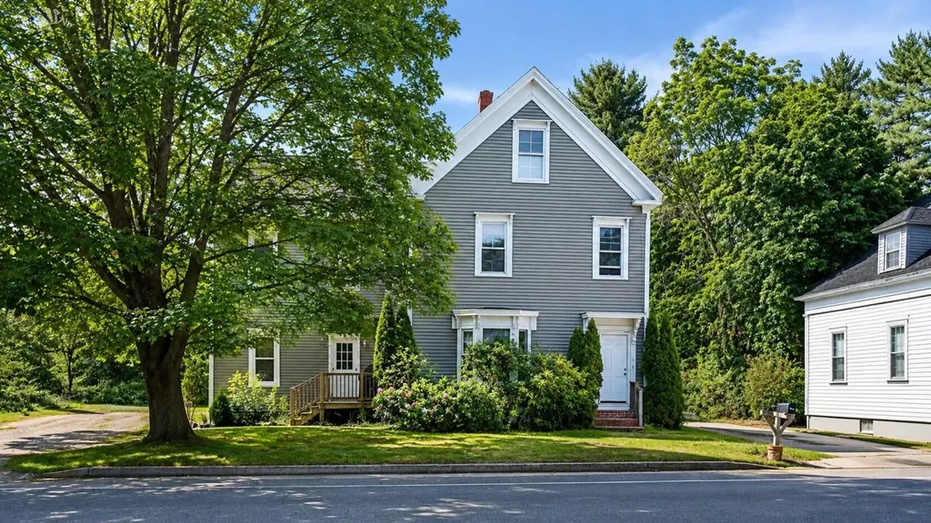 32 Ossipee Trail W Standish ME 04084